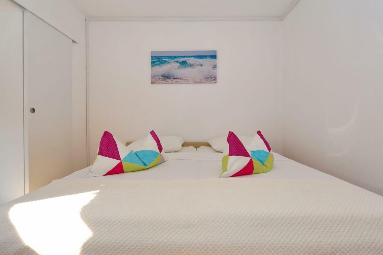 Villa Neyla Vir Exteriér fotografie
