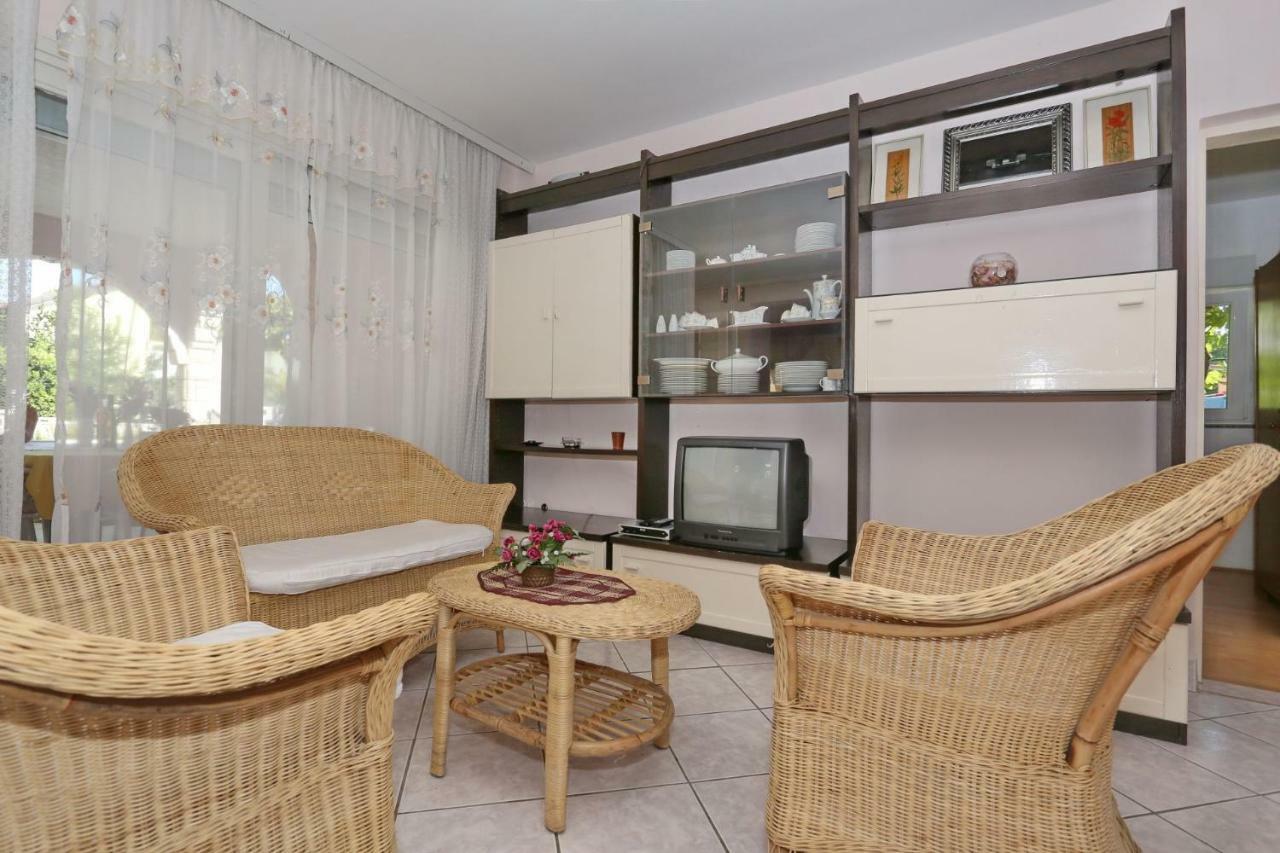 Villa Neyla Vir Exteriér fotografie